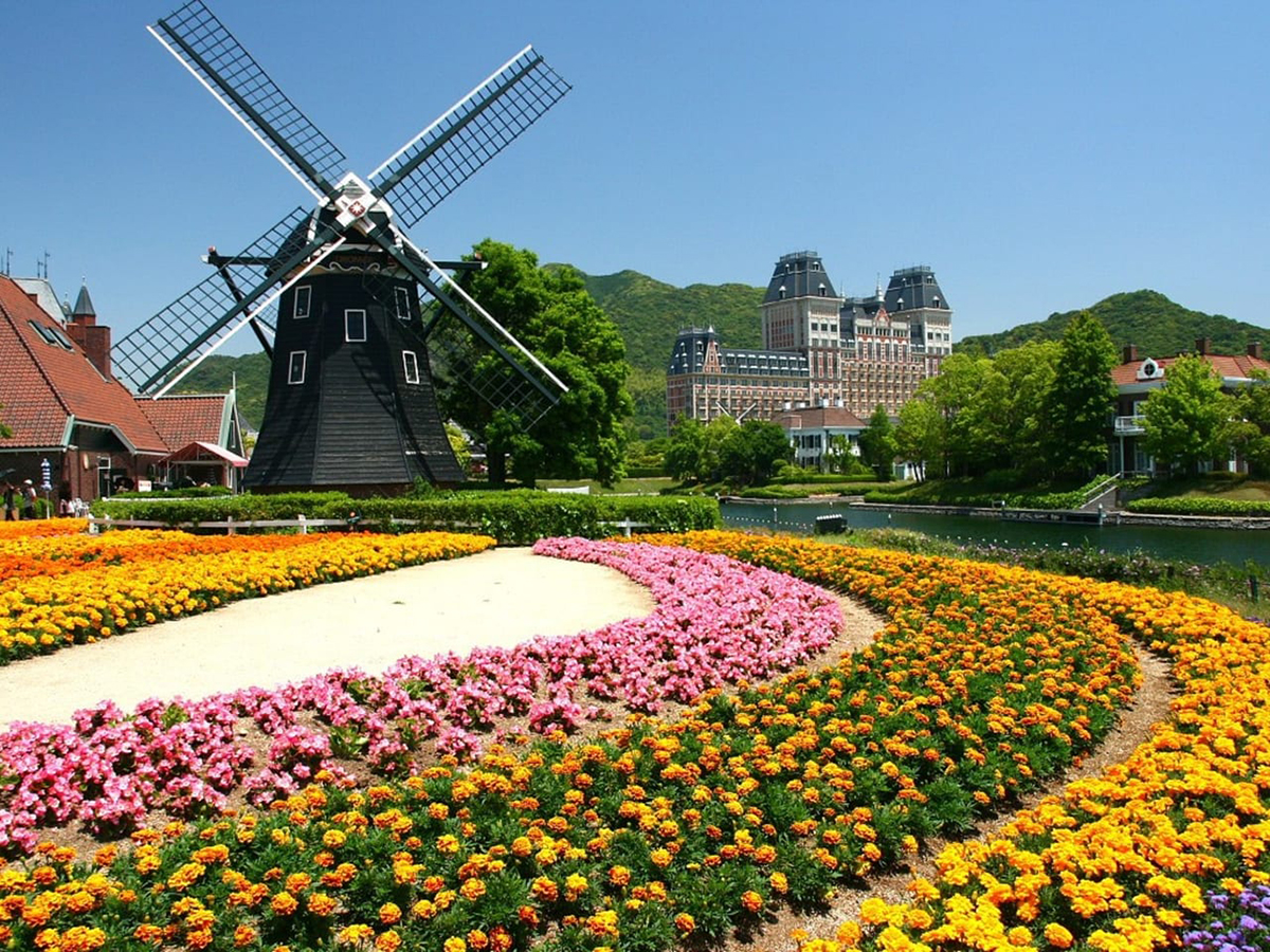 Huis Ten Bosch - Hà Lan thu nhỏ tại Nhật Bản.