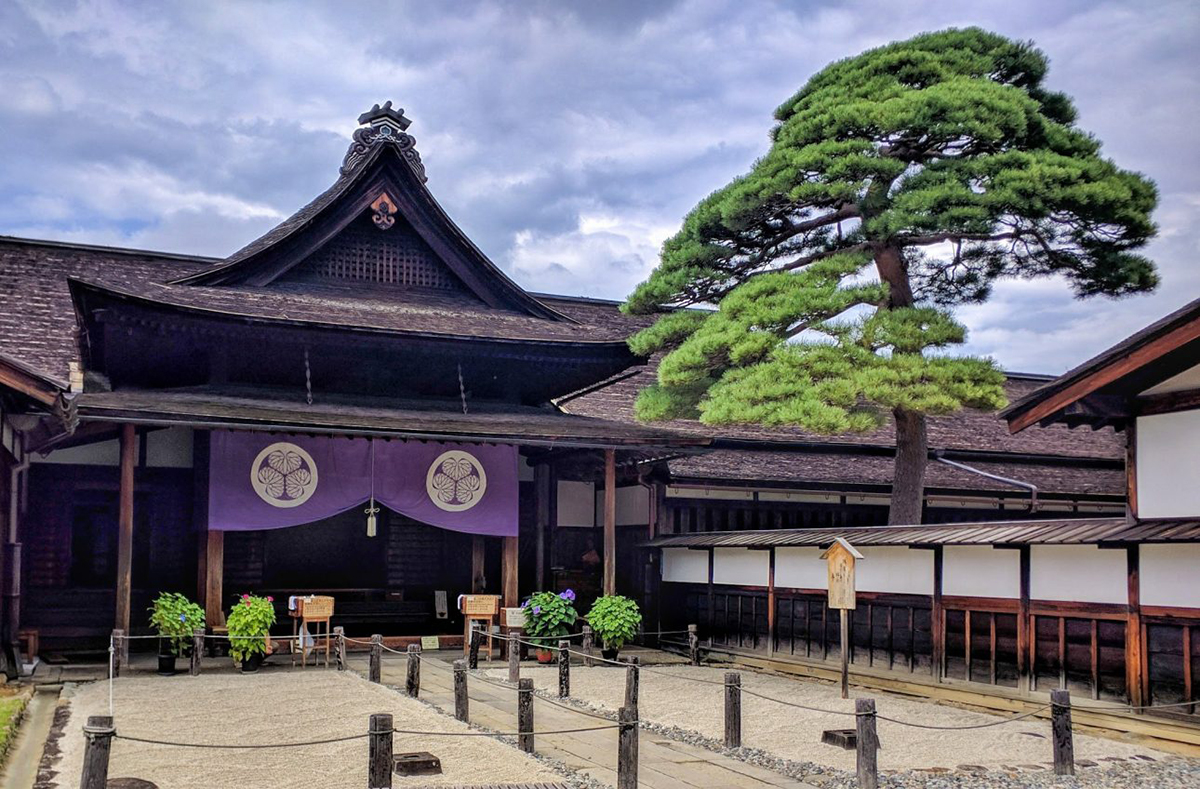 takayama jinya