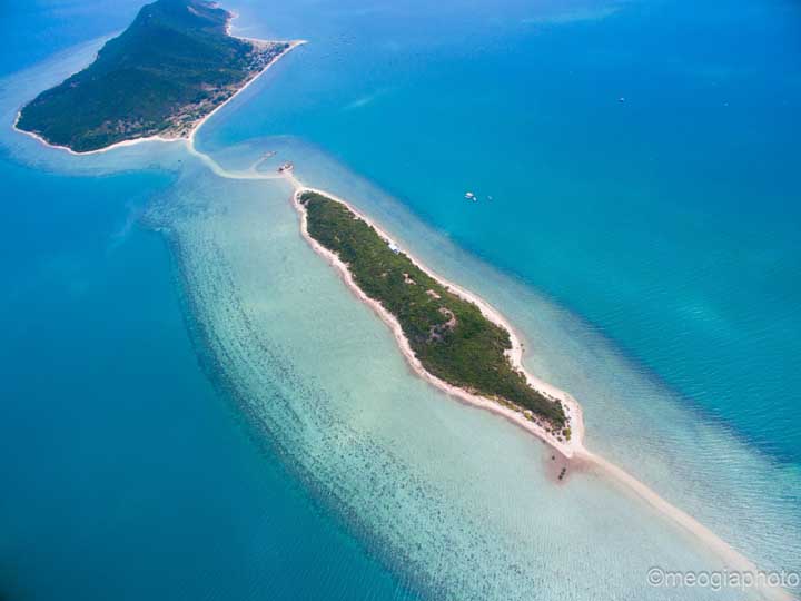 Di bo giua bien tai dao diep son