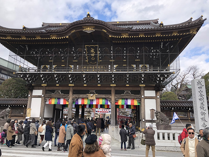 Cổng chùa Naritasan - ngôi chùa hơn ngàn năm tuổi
