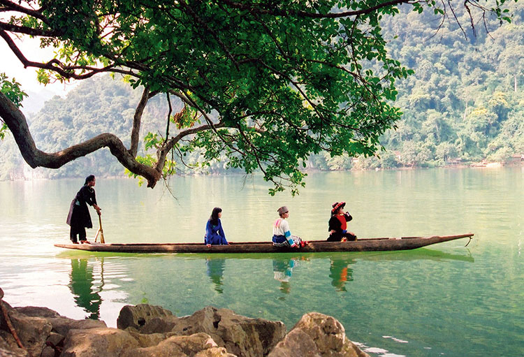 Hà Nội - Tuyên Quang - Tân Trào - Hồ Ba Bể - Pắc Pó - Thác Bản Giốc - Lạng Sơn - Bắc Ninh (4N3Đ)